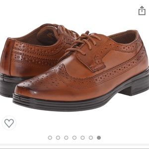NWT Kids Deer Stags Wing tip brown shoes